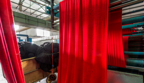 Tekstil Üretiminde Akıllı Otomasyon: